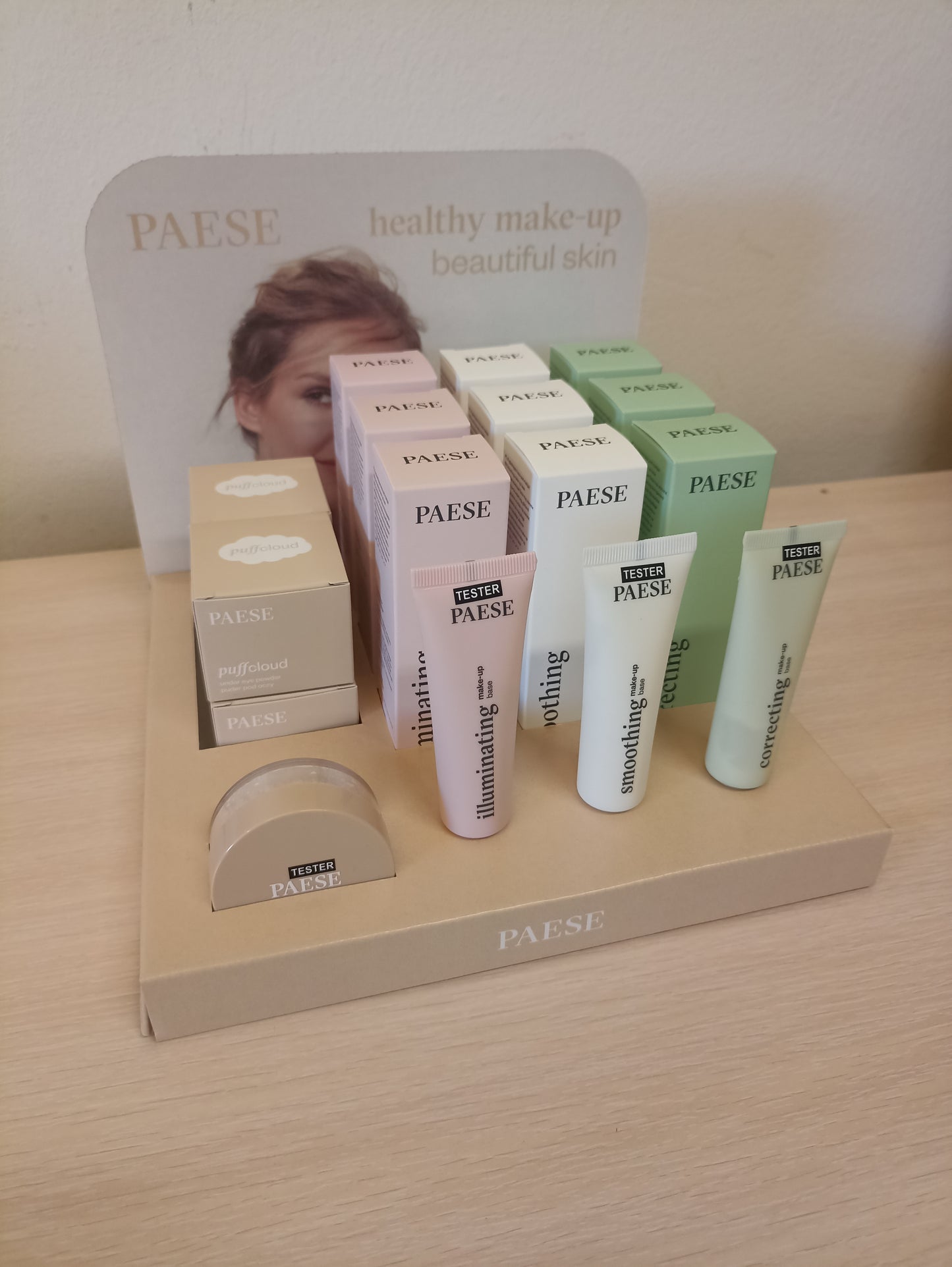 stand rivendita paese cosmetics