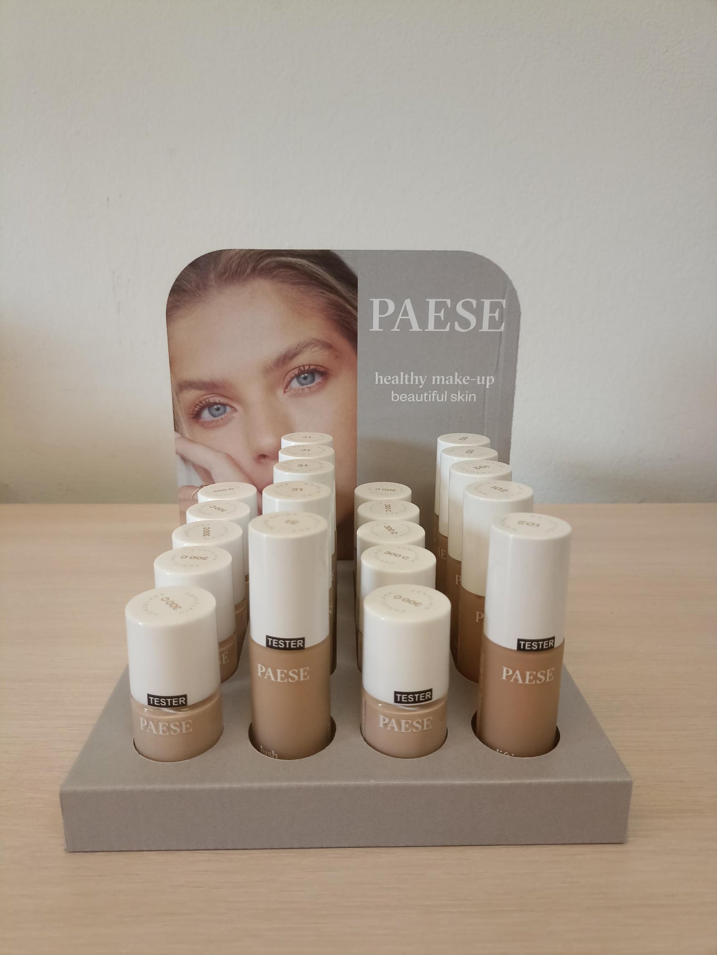 stand rivendita paese cosmetics