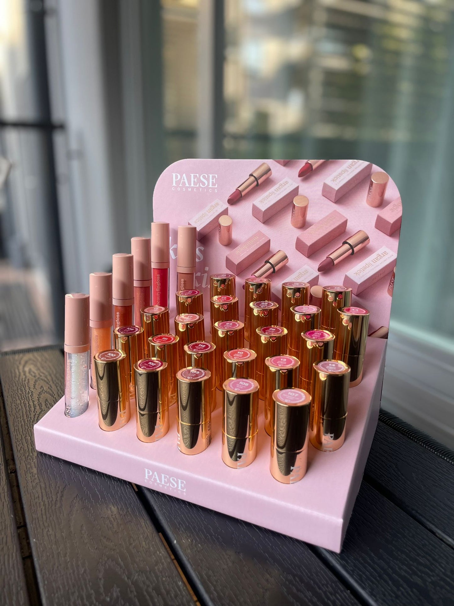 stand rivendita paese cosmetics